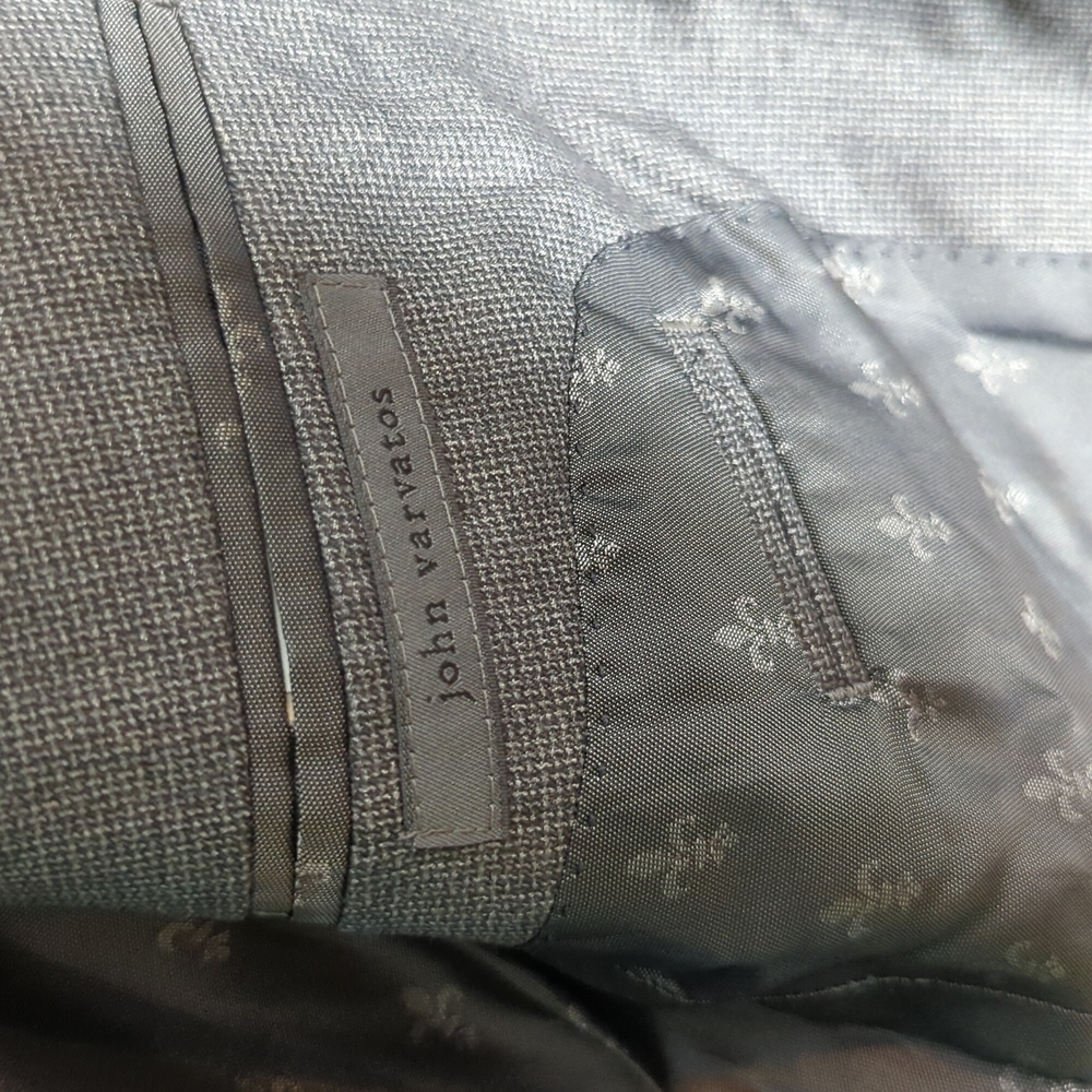 John Varvatos Italian-Made Wool Blazer - Picture 2 of 6